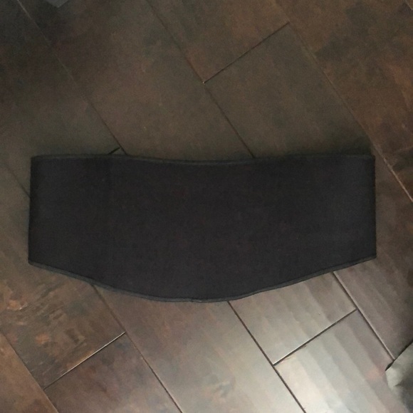 *Host Pick* Belly Bandit Original Postpartum Wrap - medium - Picture 5 of 11